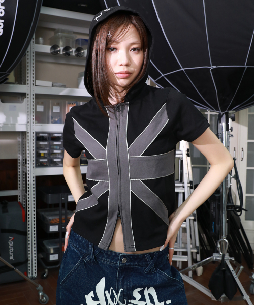 CROSS PATCH HOODIE BLACK
