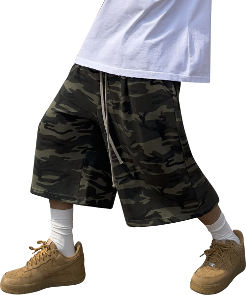 Edition1. 3-tuck balloon fit Bermuda training shorts(Camo)