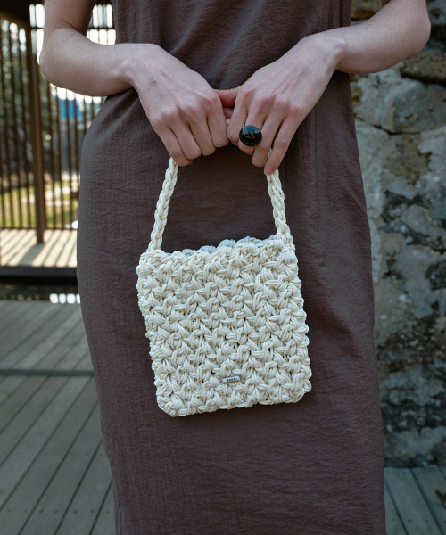 WEAVING SQUARE BAG MINI - CREAM