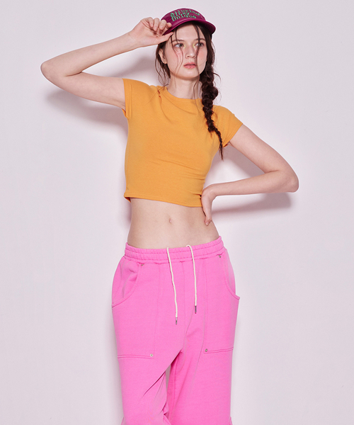 SIMPLE CROP TOP