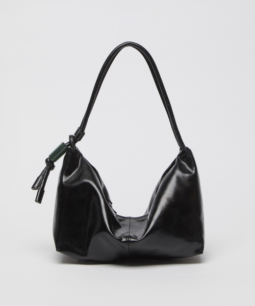 Ridge shoulder bag(Glossy crack black)_OVBAX25202GCB