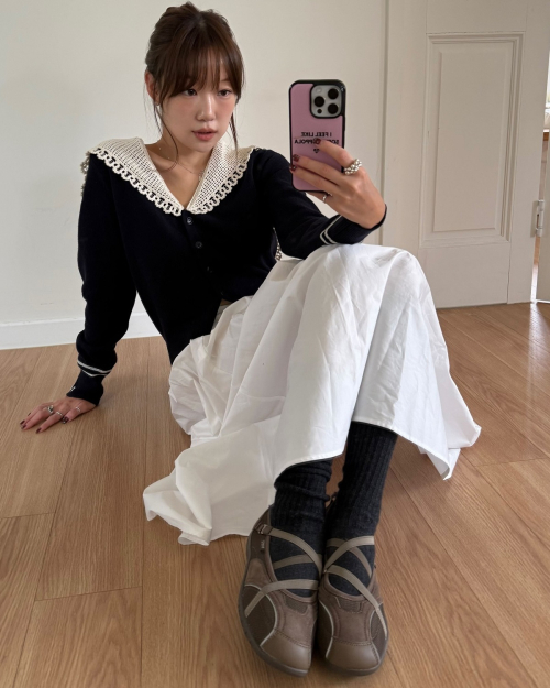 로마리 스웨이드 밴딩플랫 스니커즈 모카무스 OZSQFA358Z