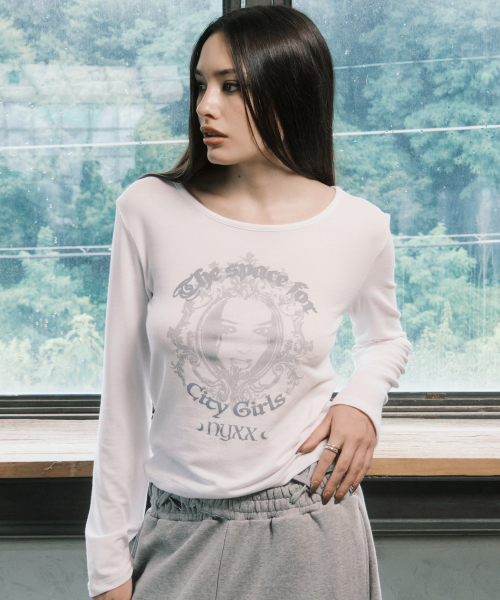 BADDIE L/S WHITE