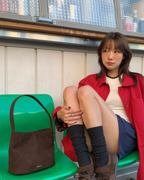 스웨이드 숄더백 브라운 OZBGGA108N