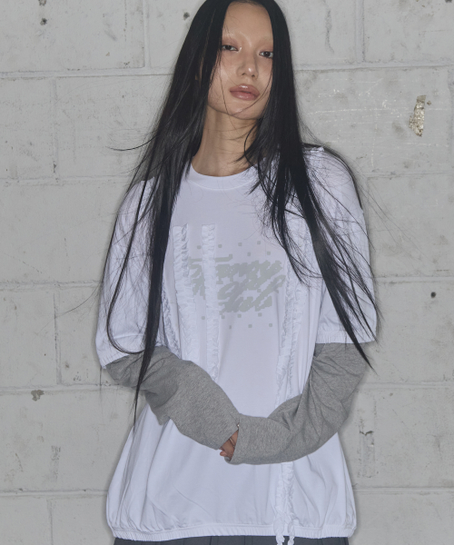 FRILL LINE LAYERED LONG SLEEVE (WHITE) F25ZB025