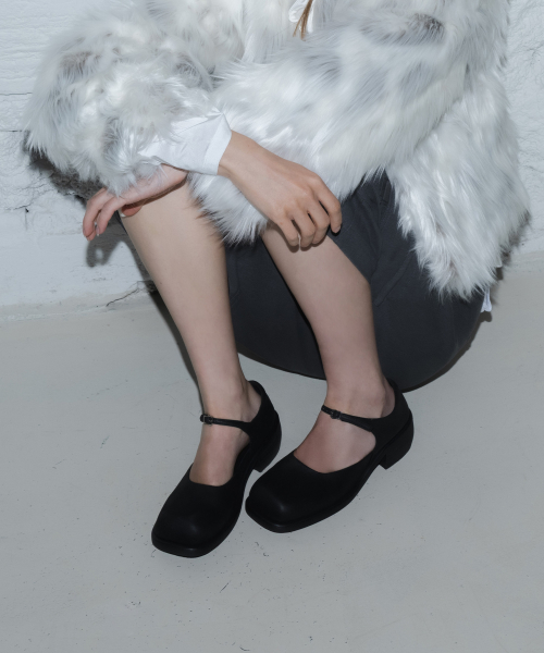 006 square mary jane pumps