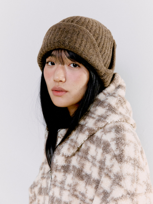 TWO-WAY EARFLAP BEANIE BROWN