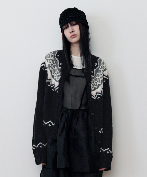 COWICHAN JACQUARD KNIT CARDIGAN BLACK