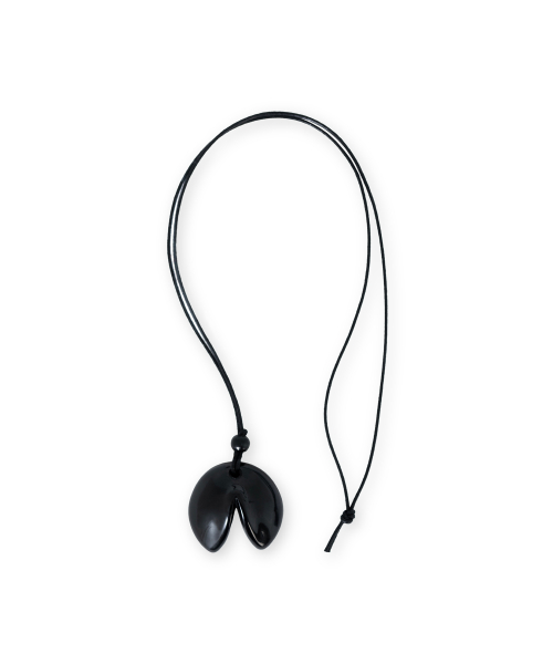 Formica Fortune Necklace, Black