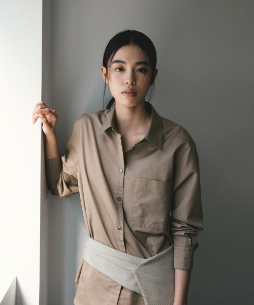 w. Tourist Shirt (Sand)