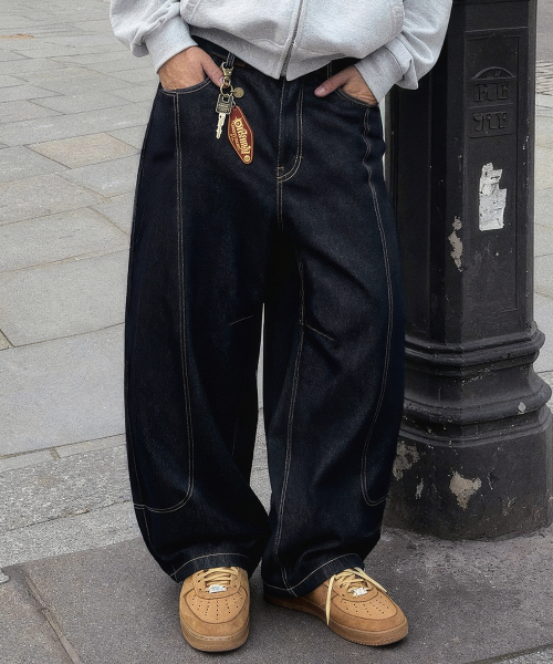 Draw Curved Pants (Raw
