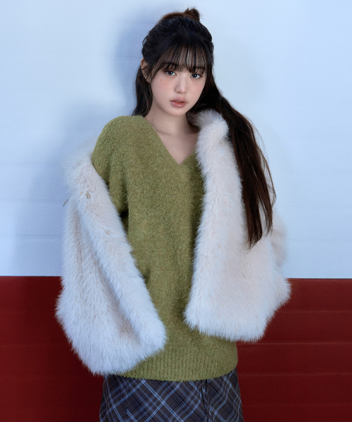 LOOSE FIT V NECK KNIT OLIVE