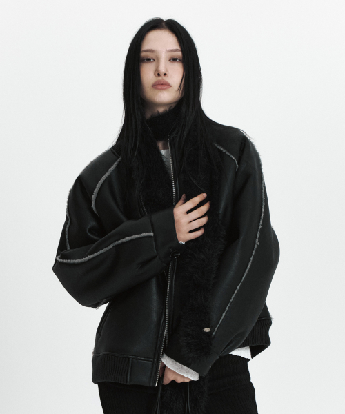 C LINE TRIM FAUX SHEARLING JACKET_BLACK