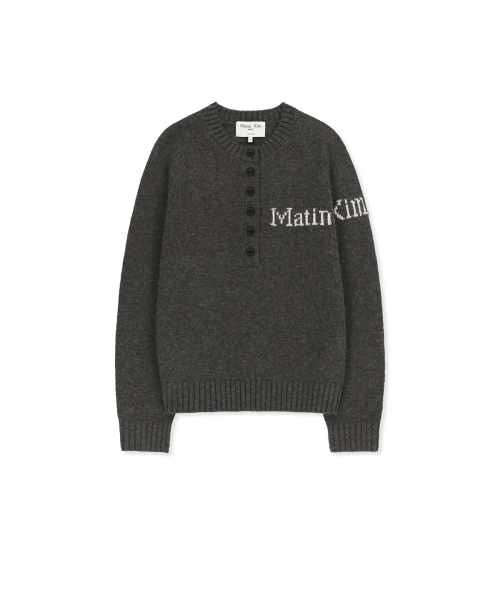 MATIN BUTTON POINT HENLEY NECK LOGO KNIT TOP IN CHARCOAL