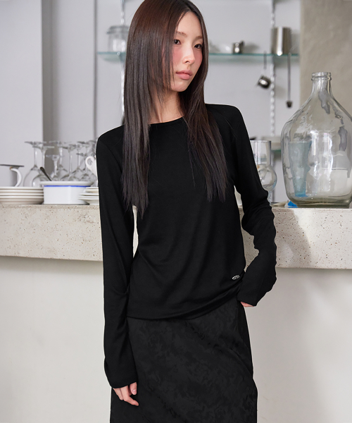 TENCEL RIBBED PENDANT T-SHIRT, BLACK