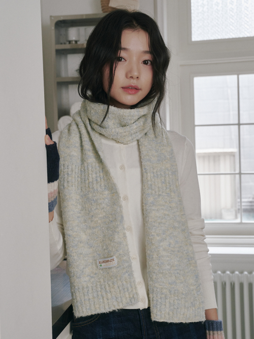 Bubble Boucle Knit Muffler (Blue Lemon)