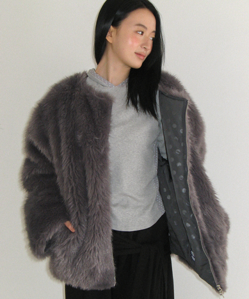 INNER POINTED FLUFFY FUR JACKET CHARCOAL