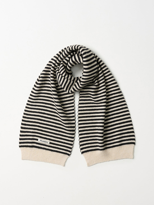 Candy Stripe Knit Muffler (Ivory & Black)