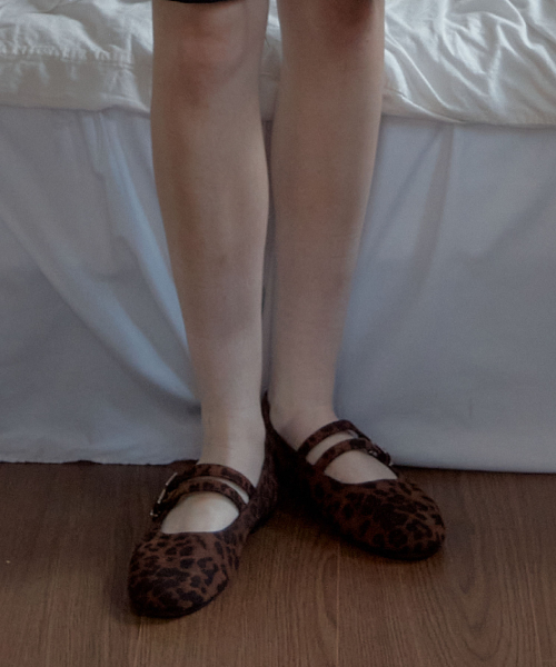 VELVET TWO STRAP MARYJANES_LEOPARD