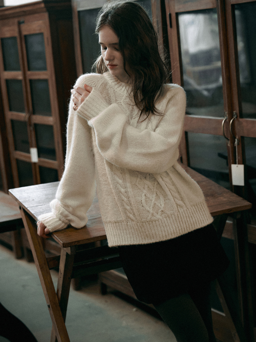 SYLVIA cable sweater_IVORY