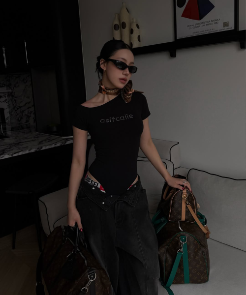 ONE SHOULDER BODY SUIT BLACK