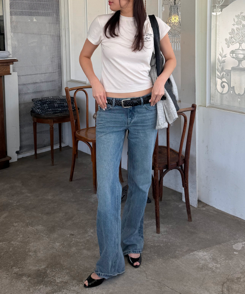 THE RODEO JEANS (WASHED BLUE)