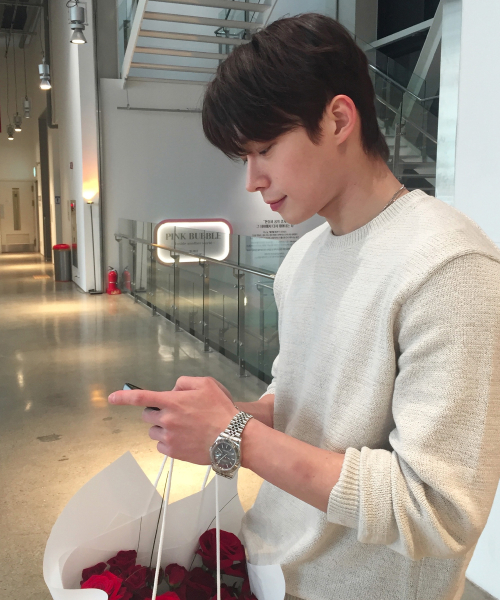 [COUTURE]Tapyan Semi-Oversized Fit Knitwear - 2color