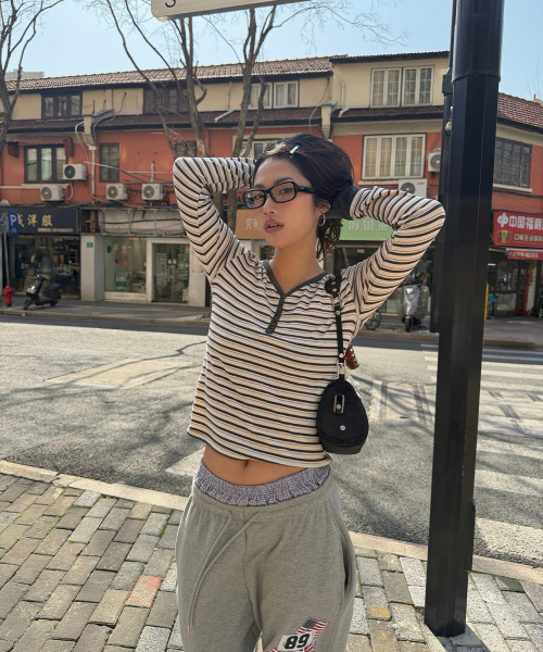 VATICAN STRIPE TEE / CHARCOAL