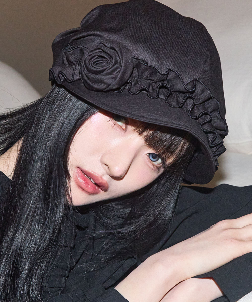 FLEUR RUFFLE HUNTING CAP BLACK