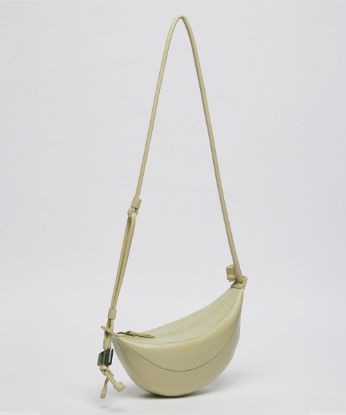 Small fling bag(Glossy olive beige)_OVBAX26001GOB
