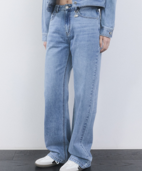 RELAXED-FIT DENIM PANTS(LIGHT BLUE)
