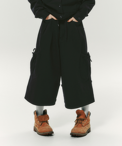 COTTON CAPRI PANTS BLACK