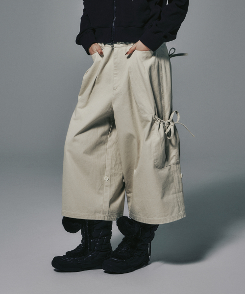 COTTON CAPRI PANTS BEIGE
