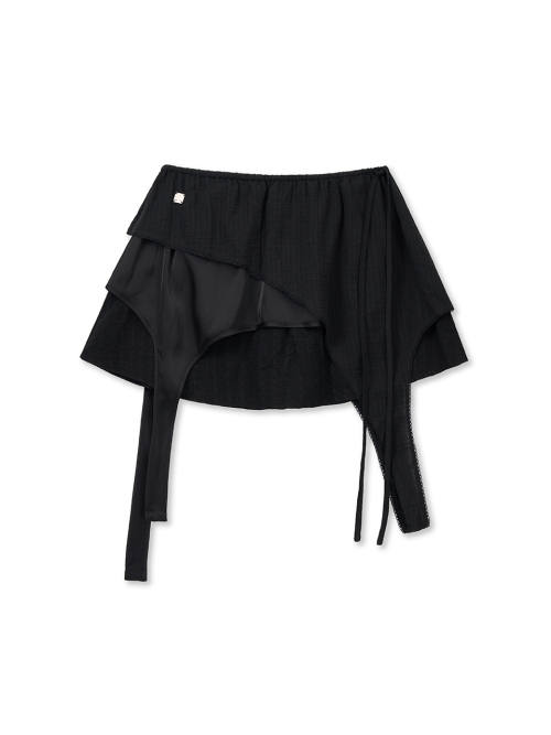 MULTI PANEL LAYERED SKIRT IN BLACK