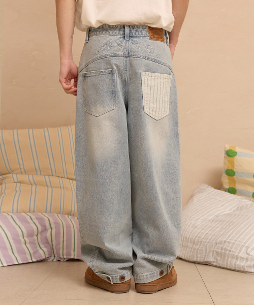 Back Maltese Embroidery Flap Denim Pants LIGHT BLUE