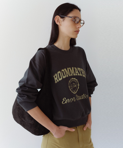 ROOMMATES SWEATSHIRT - DARK GREY
