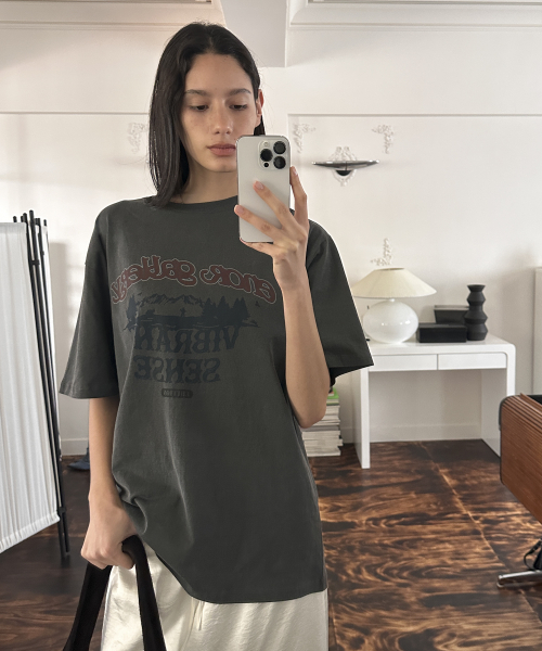 VIBRANT SENSE T-SHIRT - DARK GREY