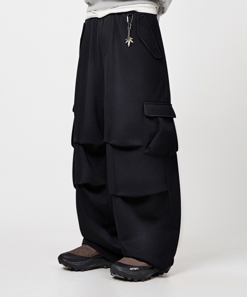 M65 PARASUIT CURVED PANTS_SWEAT BLACK