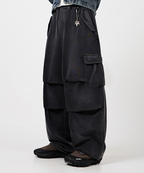 M65 PARASUIT CURVED PANTS_SWEAT PIGMENT CHARCOAL