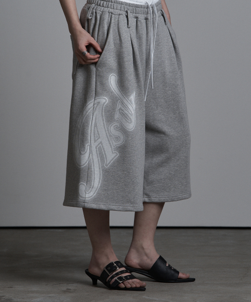 SAGGING FLARE BERMUDA PANTS MELANGE