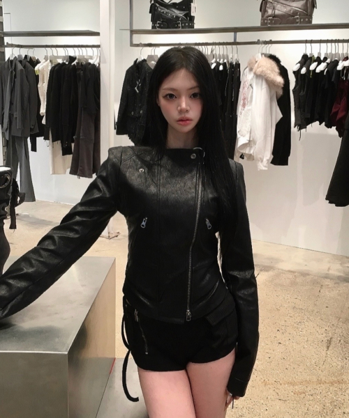Slim Cutline Two-Way Racing Jacket (Black)