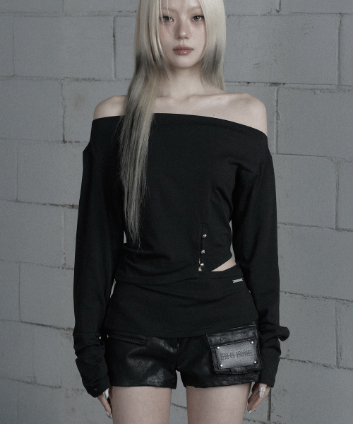 Cut-Out Open Long Sleeve (Black)