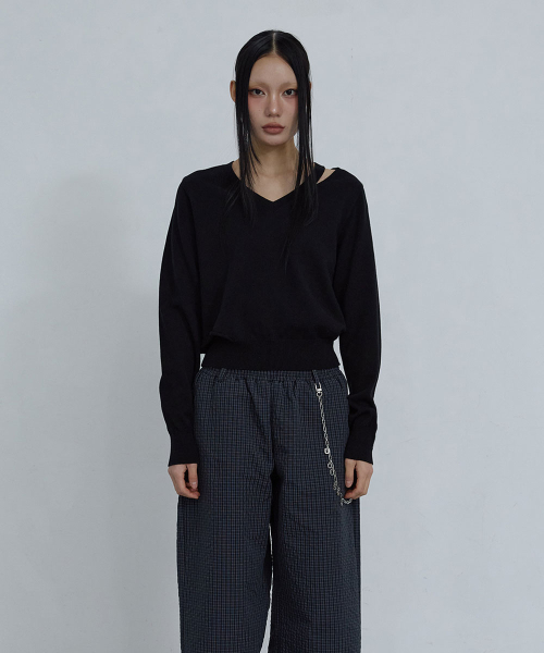 DEEP V-NECK COTTON SWEATER_ BLACK
