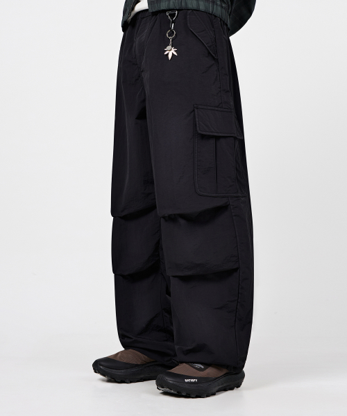 M65 PARACHUTE CURVED PANTS_NC BLACK