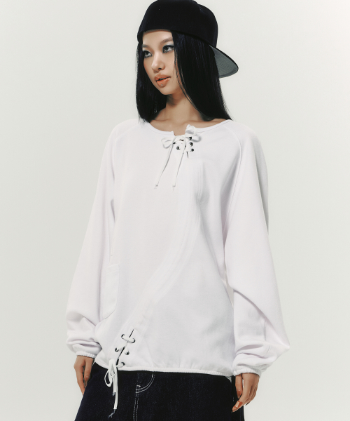 STAR APLIQUE CREWNECK WHITE