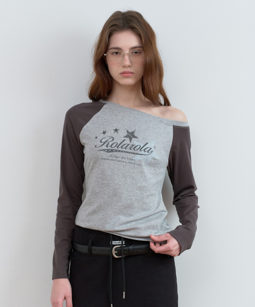 LOGO GRAPHIC OFF SHOULDER RAGLAN T-SHIRT CHARCOAL