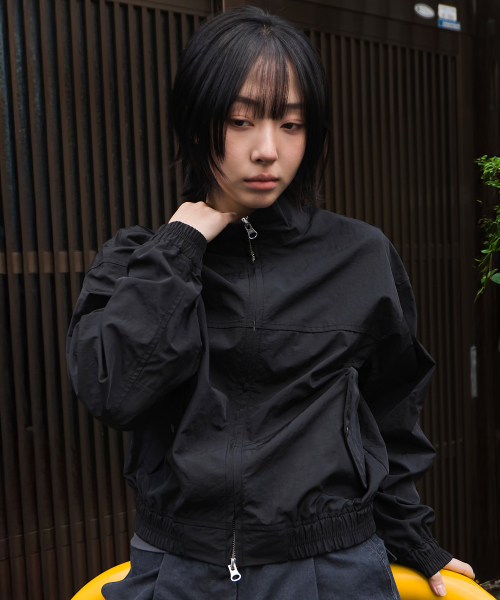 REGULAR FIT NYLON JACKET (BLACK)