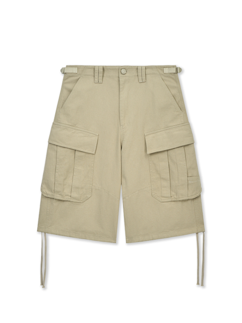 UTILITY CARGO BERMUDA PANTS IN BEIGE