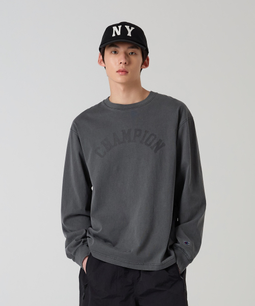 아치 로고 루즈핏 가먼트다잉 롱슬리브 티셔츠 Charcoal