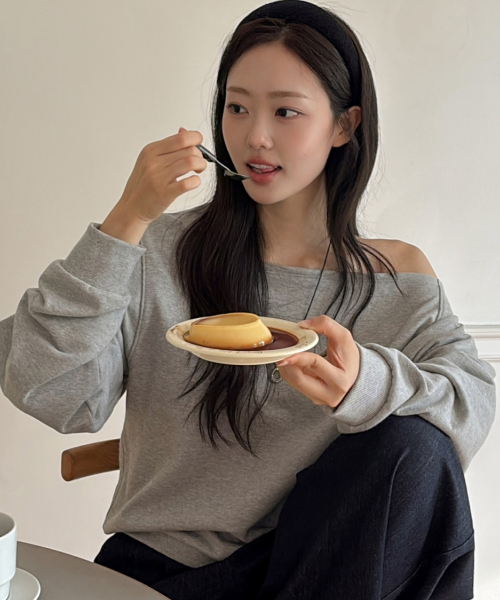 Loosefit Boat-neck Sweatshirt Grey AT6TSA021GE